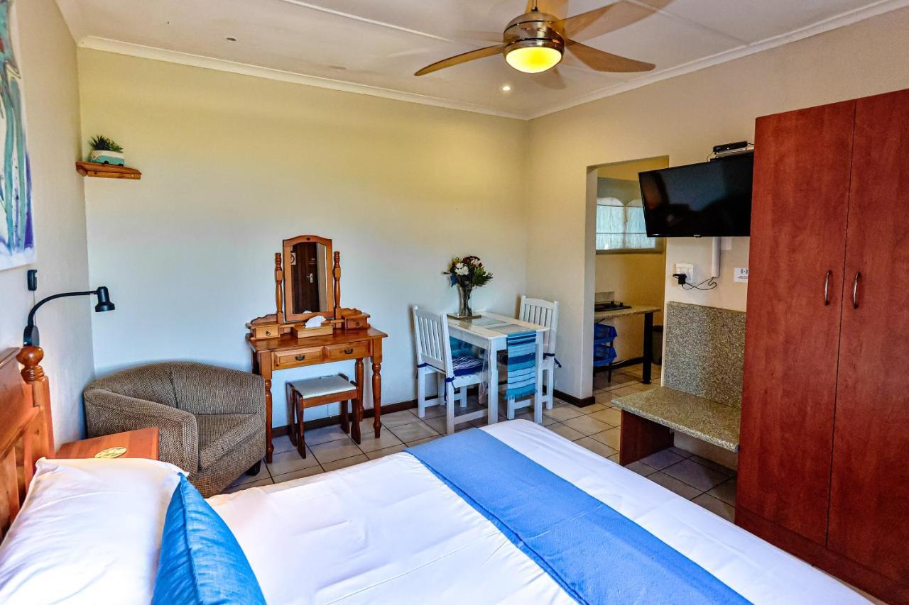 Zuider Zee Guest House Ballito Exterior photo